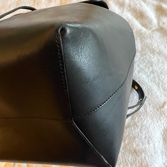 Mansur Gavriel $895 large leather black flamma drawstring backpack - Picture 6 of 16
